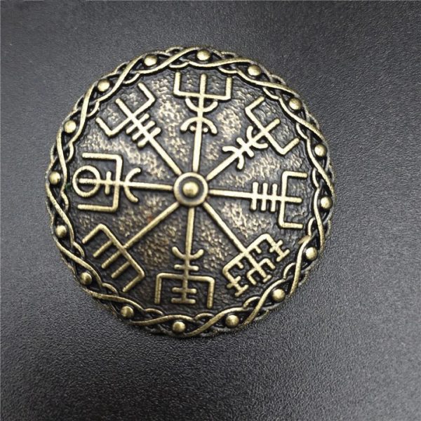 Viking Brooch – Vegvisir