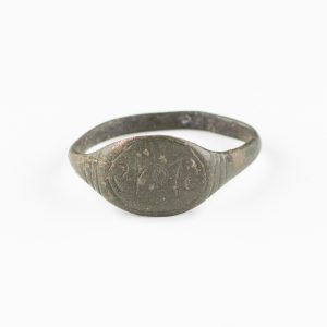 ​The Essex Lombardic Signet