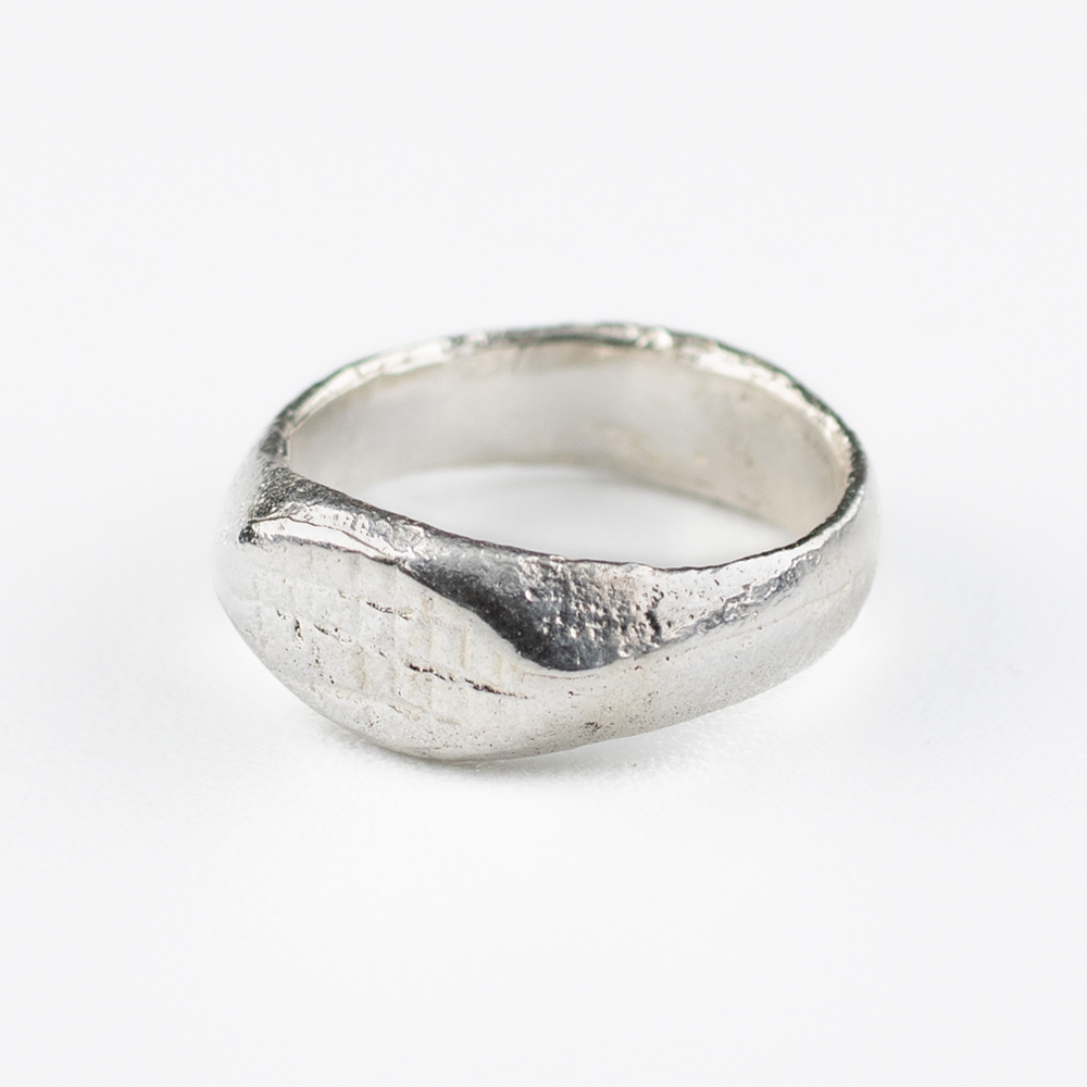 1000004447 1000004447