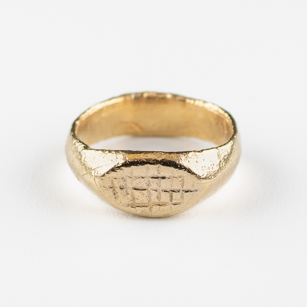 1000004561 1000004561